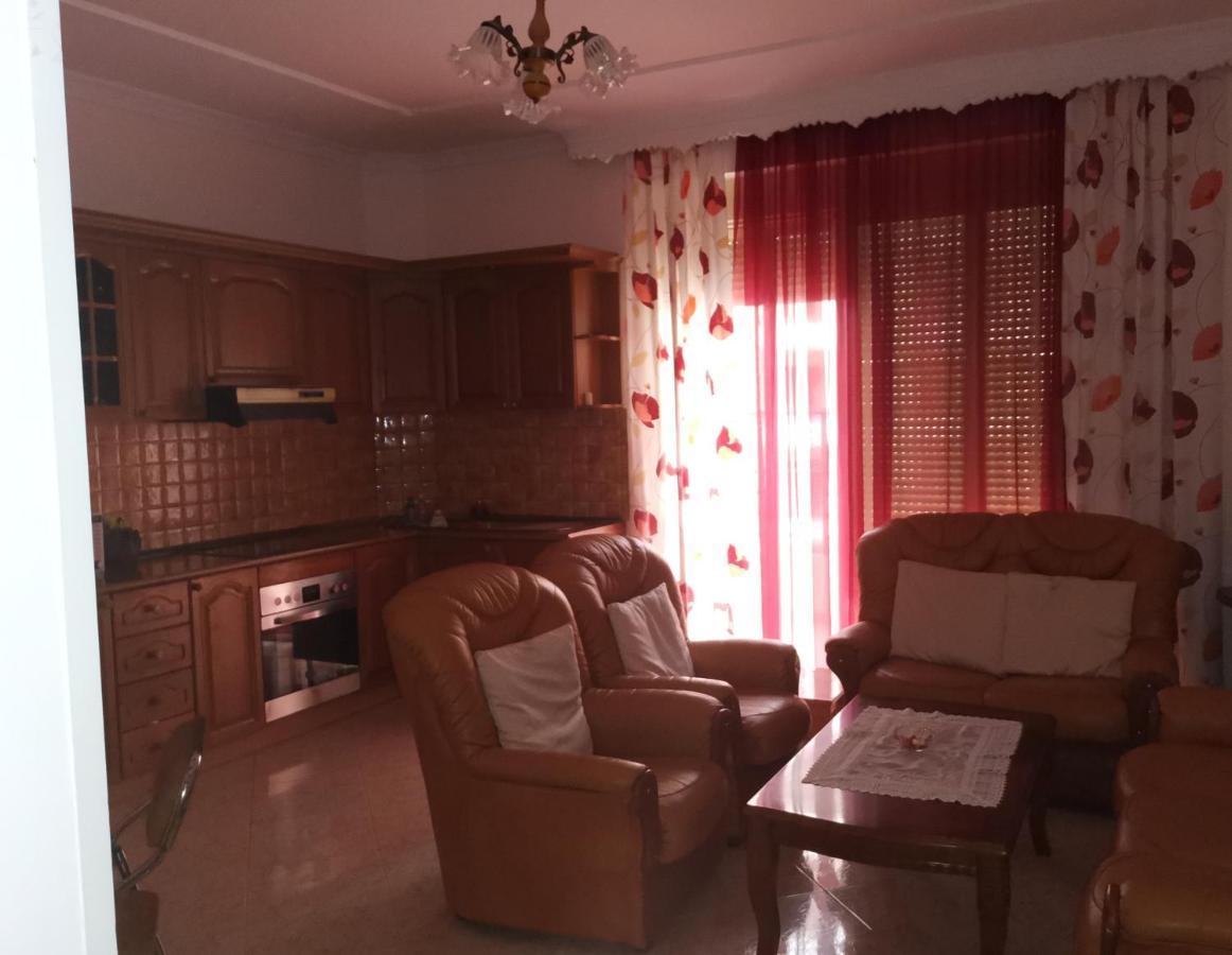 Home Vlorë Exterior foto